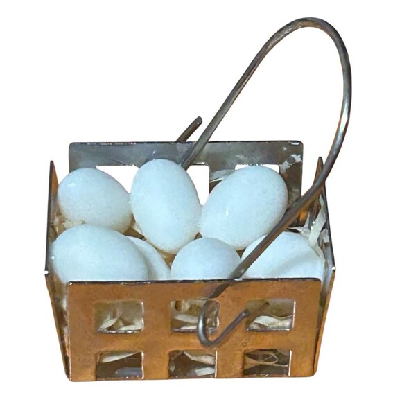 Mini Dollhouse Fresh Eggs in Metal Basket Mini Farm House Farm Village Decor - Picture 3 of 6